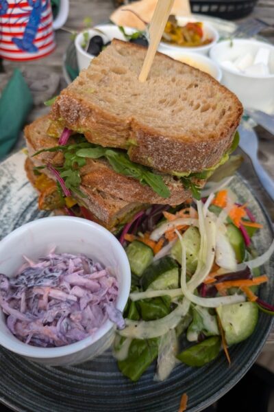 Archirondell-Driftwood-Cafe-1