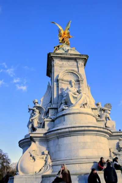 Buckingham-Palace_3