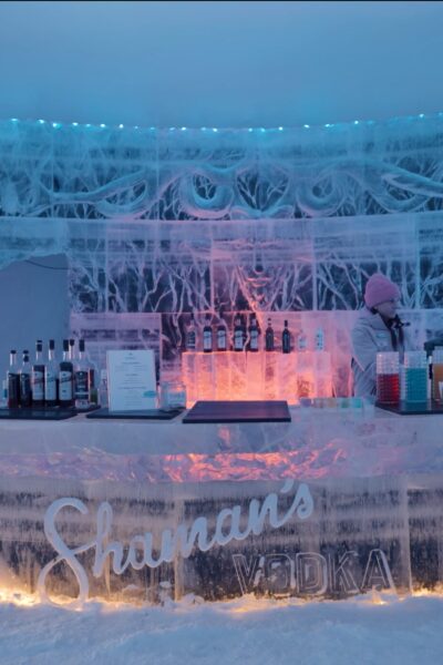 Icebar-Snowmanworld