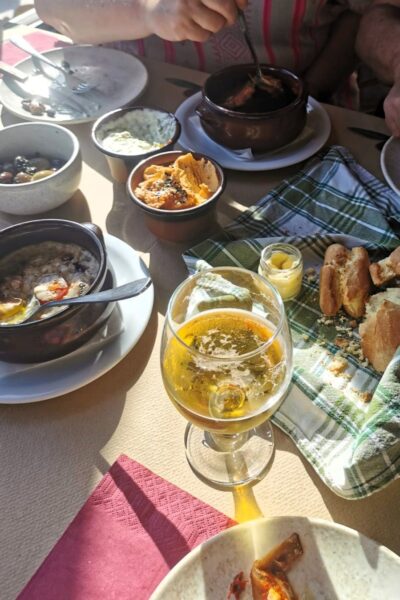 Lunch im Anemoloos