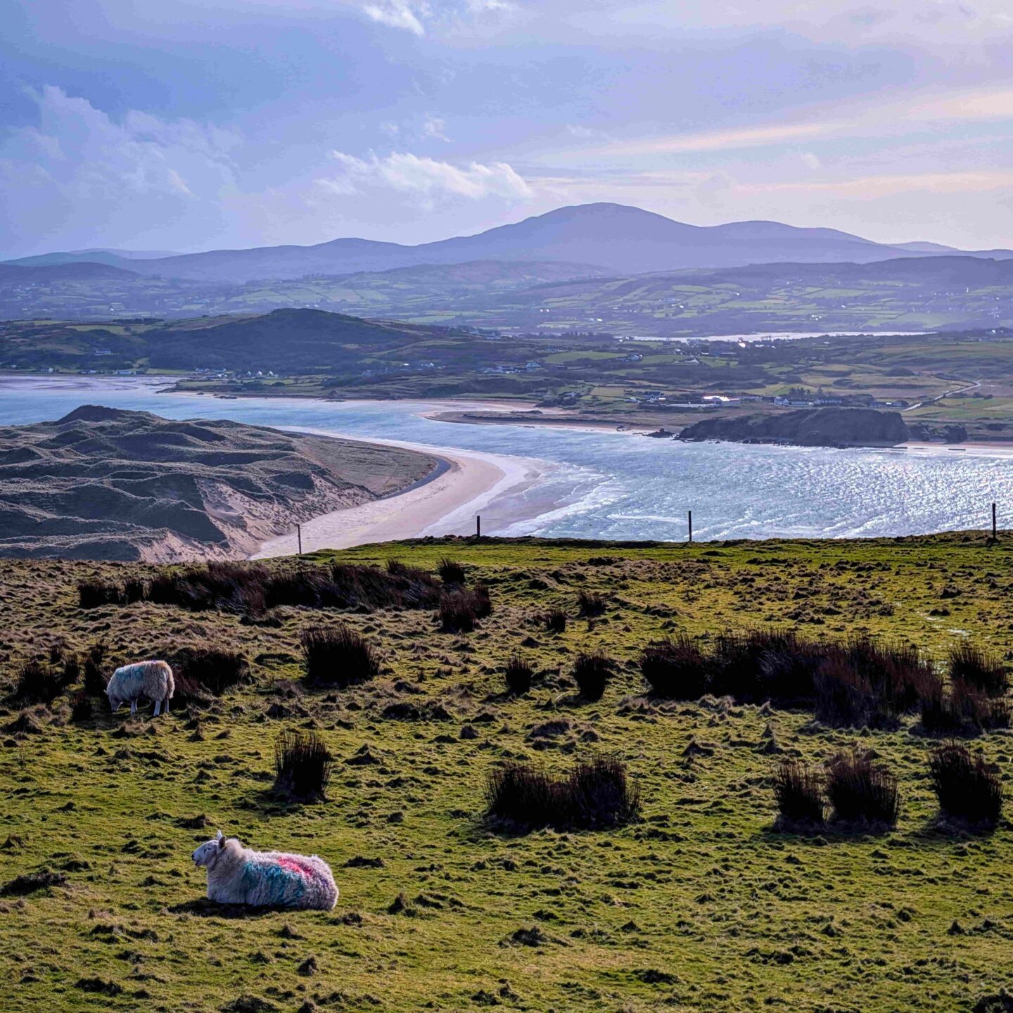 Malin Head – der nördlichste Punkt Irlands mit rauer Küstenlandschaft