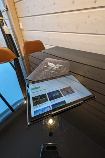 Northern-Lights-Village_Tablet
