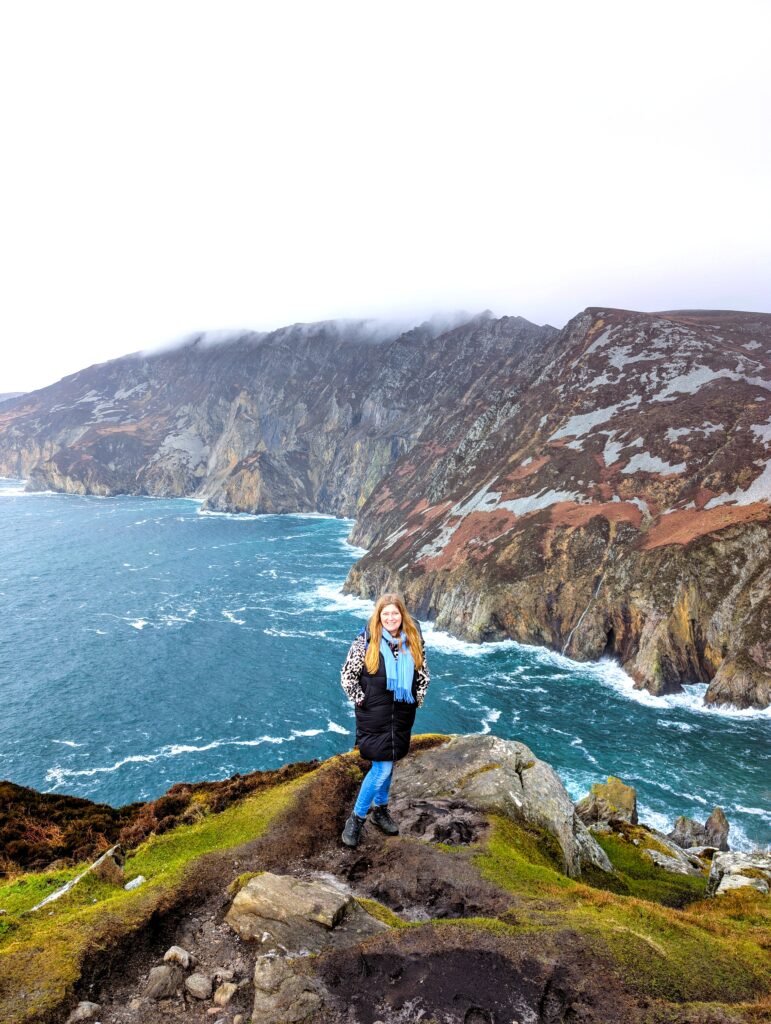 Die spektakulären Klippen von Slieve League mit Blick auf den Atlantik